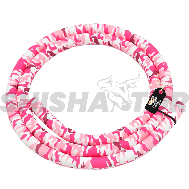 La manguera de silicona camuflaje rosa es una de las más demandadas por su flexibilidad, resistencia y por su diseño de camuflaje.