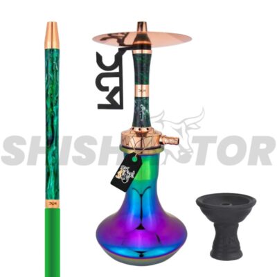 La DUM KAZAN GOLD GREEN es una cachimba exclusiva de alta calidad. Ofrece una fumada perfecta con fácil mantenimiento. Cuenta con un mástil de resina y acero inoxidable V2A.